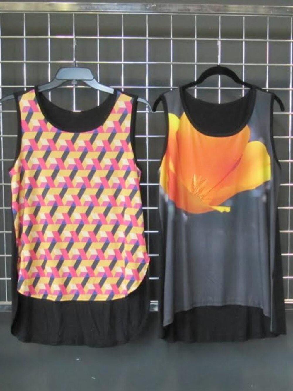 Women's 2-Piece Sleeveless Tank Tops – Geometric & Orange Floral Print